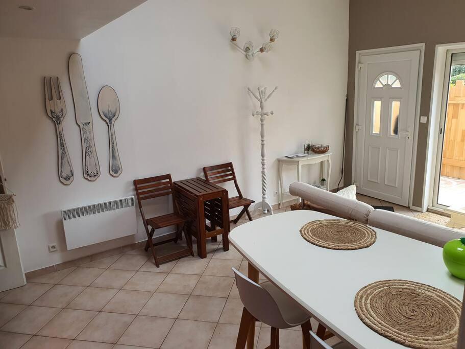 Charmante Maison 1 Chambre Avec Terrasse N'1 Équihen-Plage Exteriör bild